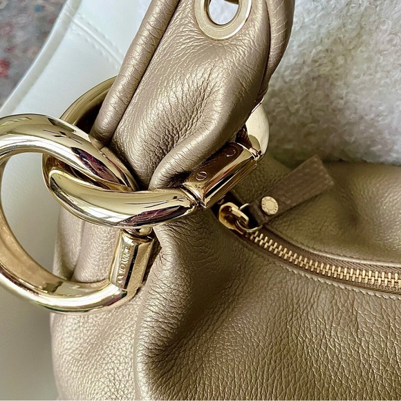 JIMMY CHOO Metallic Hobo Bag βοΈRARE COLORβοΈSALE β OFFERS WELCOMED β - Picture 14 of 16